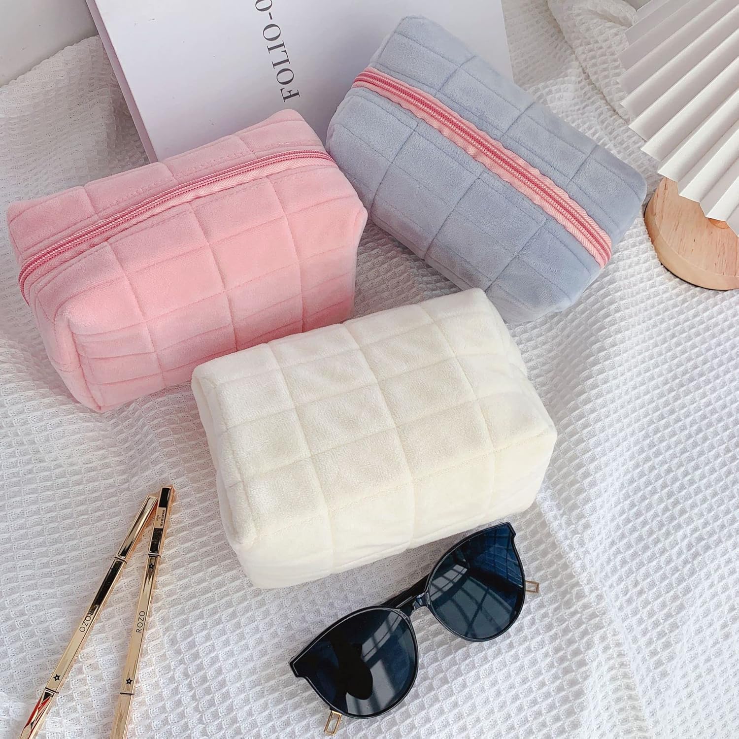 Luxury Fluffy Plush Travel Mak - Luxury Bags Rating recension och pris
