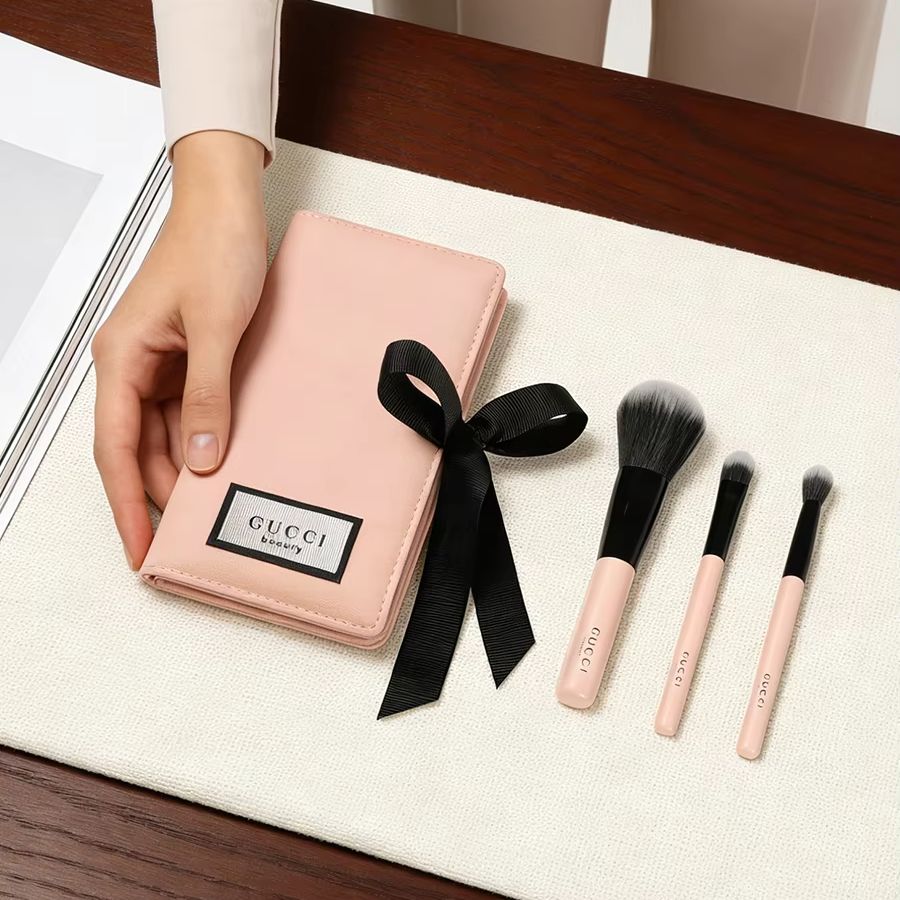 GUCCIs bag Makeup Brush Set Pi - Luxury Bags Gucci recension och pris