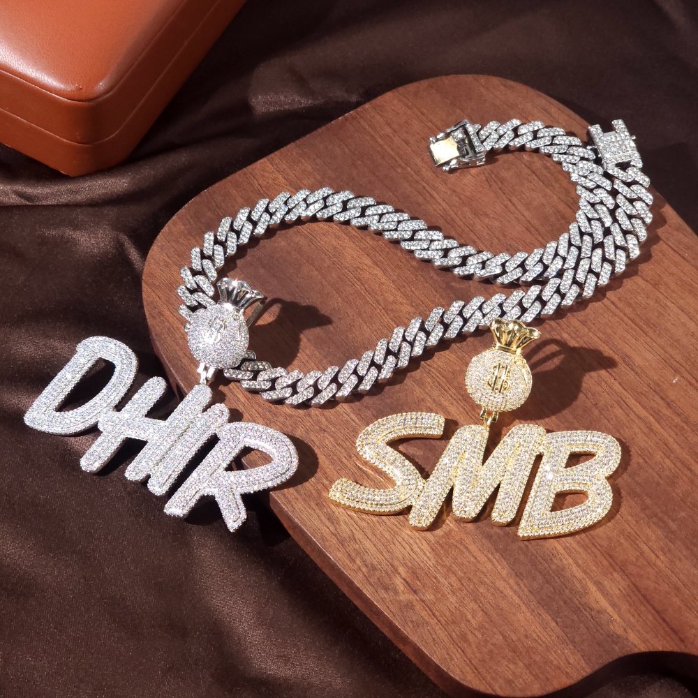 Customized Name Pendant Bling  - Luxury Bags Cz recension och pris